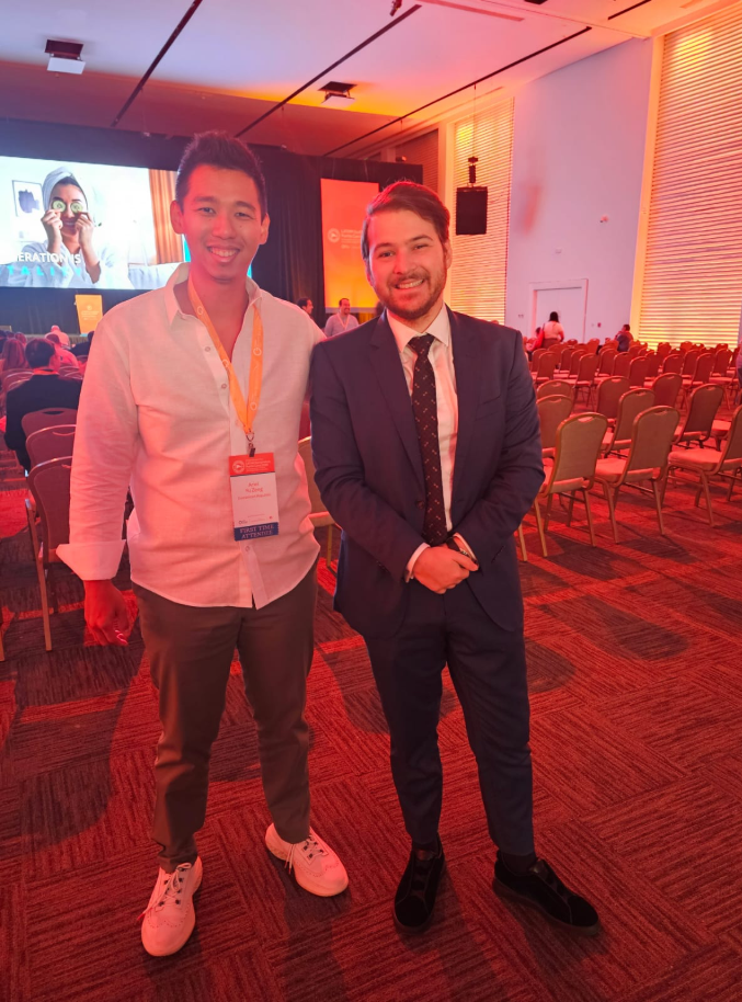 Capacitación Internacional Dr. Ariel Yu Zeng